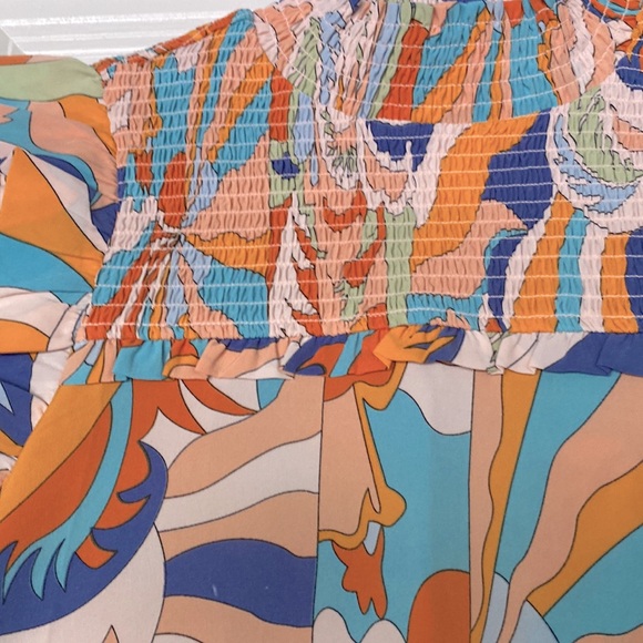 THML Ruffle Sleeve Top - Picture 3 of 5